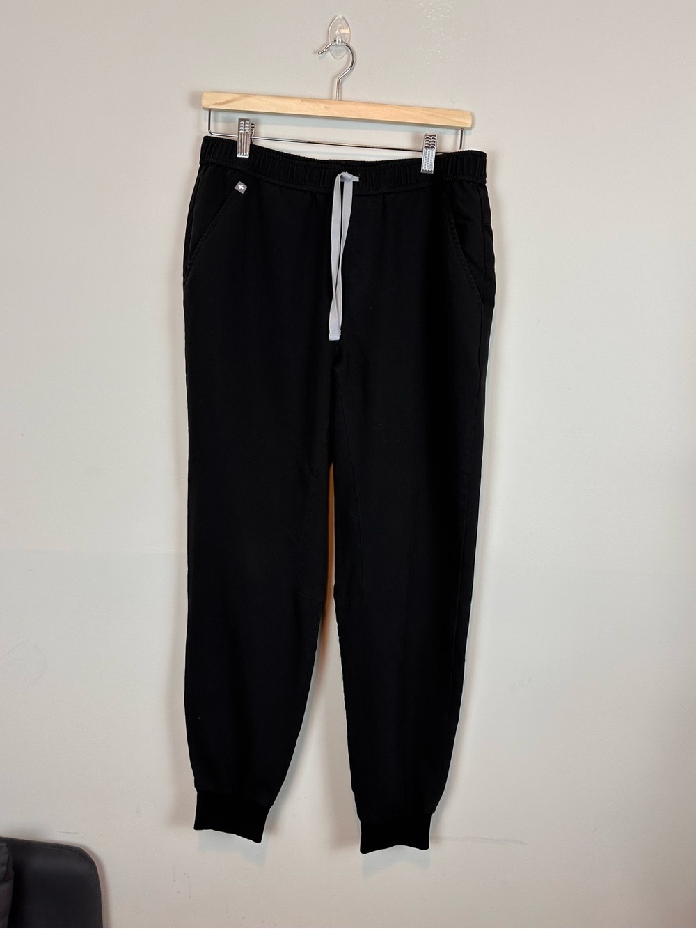 FIGS Tansen Jogger Scrub Pants Black L
